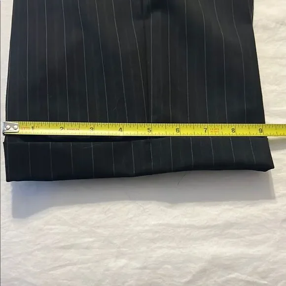 Allyn Saint George Gray Pinstripe Men’s Suit - Picture 8 of 9